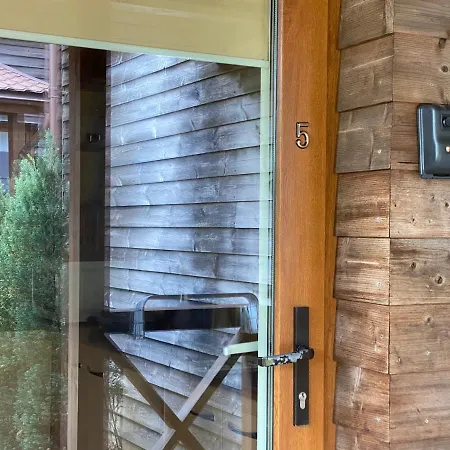Dvieju Aukstu Namelis Su Jaukiu Kiemu -soley Apartamentai No 5 Appartamento Palanga