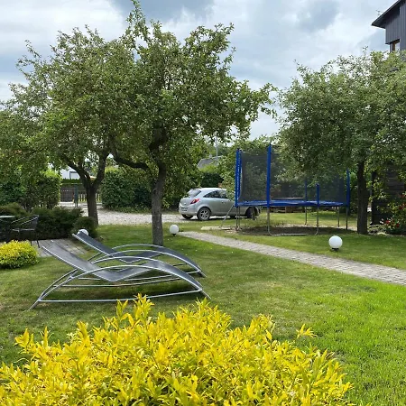 Dvieju Aukstu Namelis Su Jaukiu Kiemu -soley Apartamentai No 5